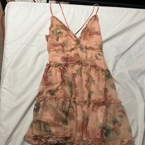 windsor flirty florals ruffled chiffon mini dress size medium